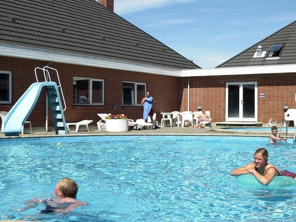 4 Person Holiday Home In R M Sonderby  Экстерьер фото