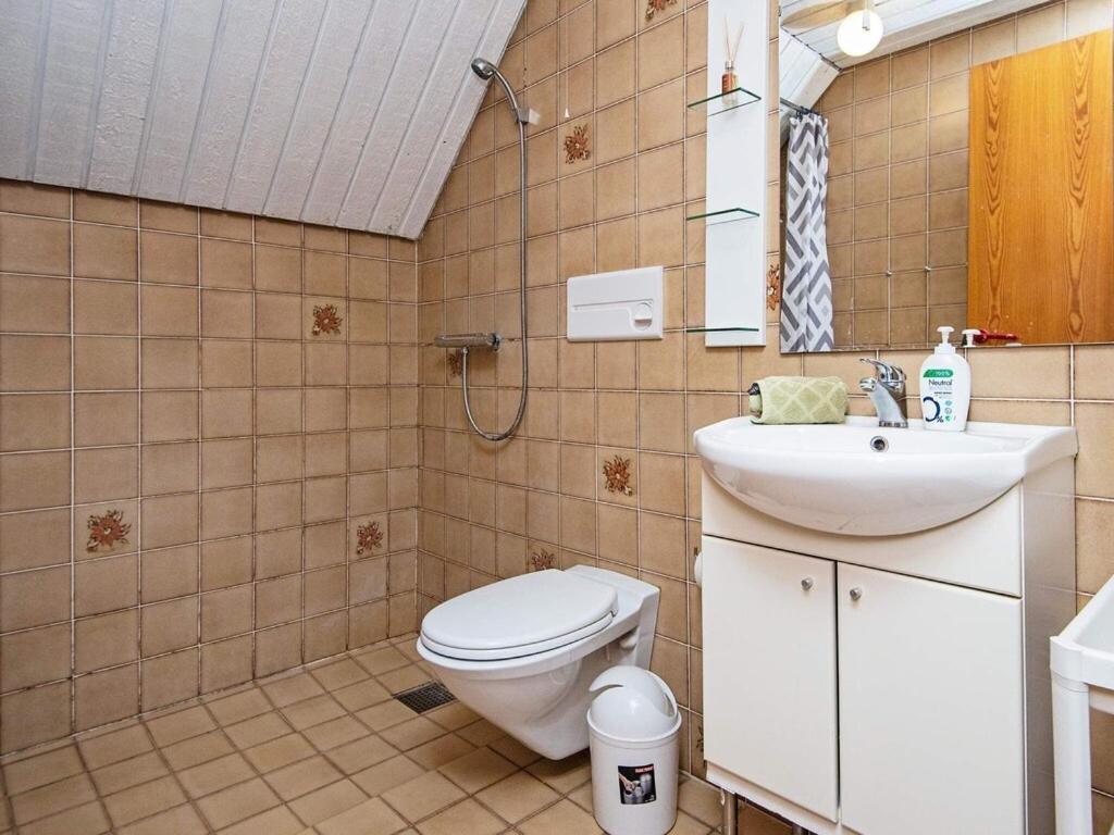 4 Person Holiday Home In R M Sonderby  Экстерьер фото